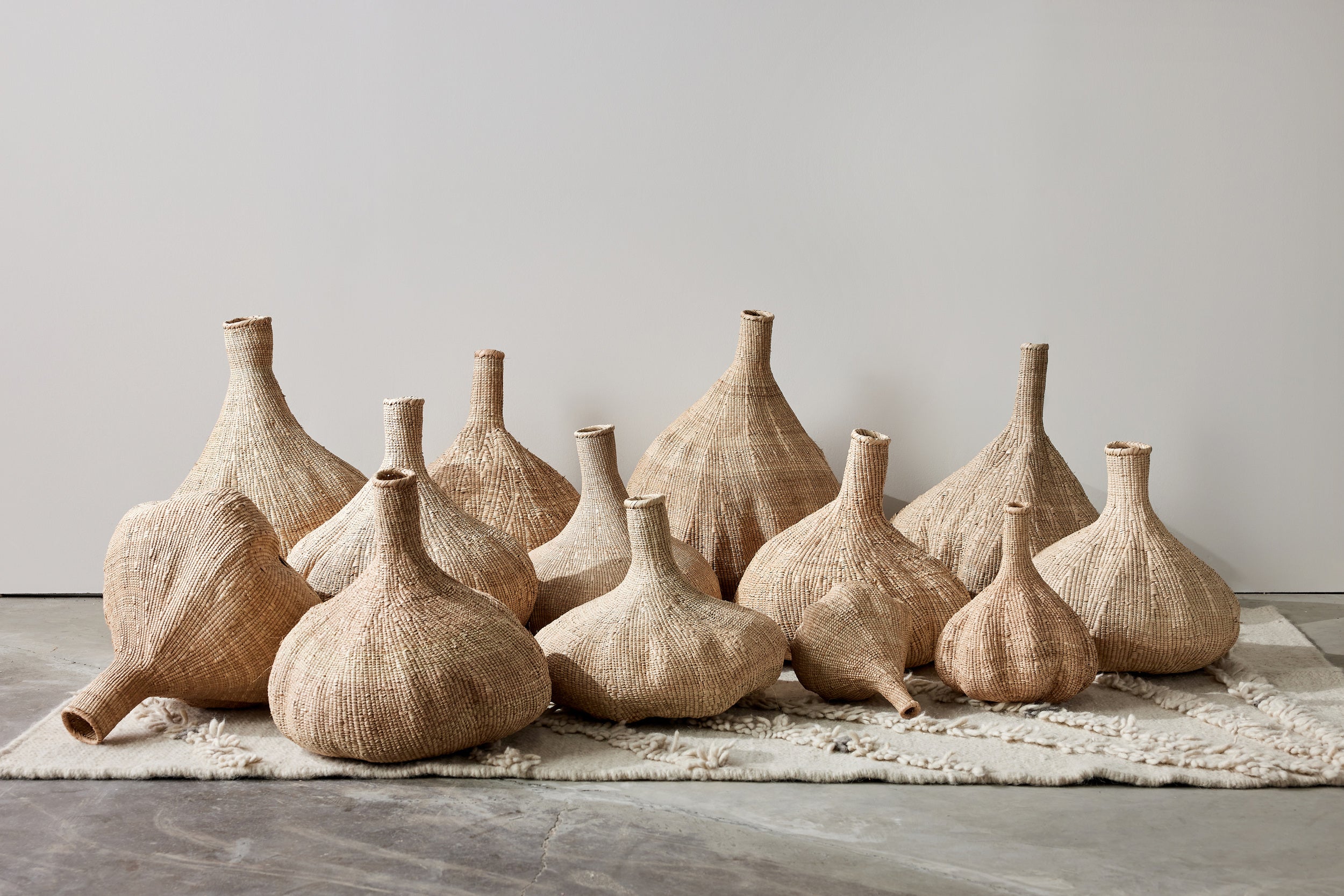 Long-Necked Ilala Garlic Gourd Basket-3