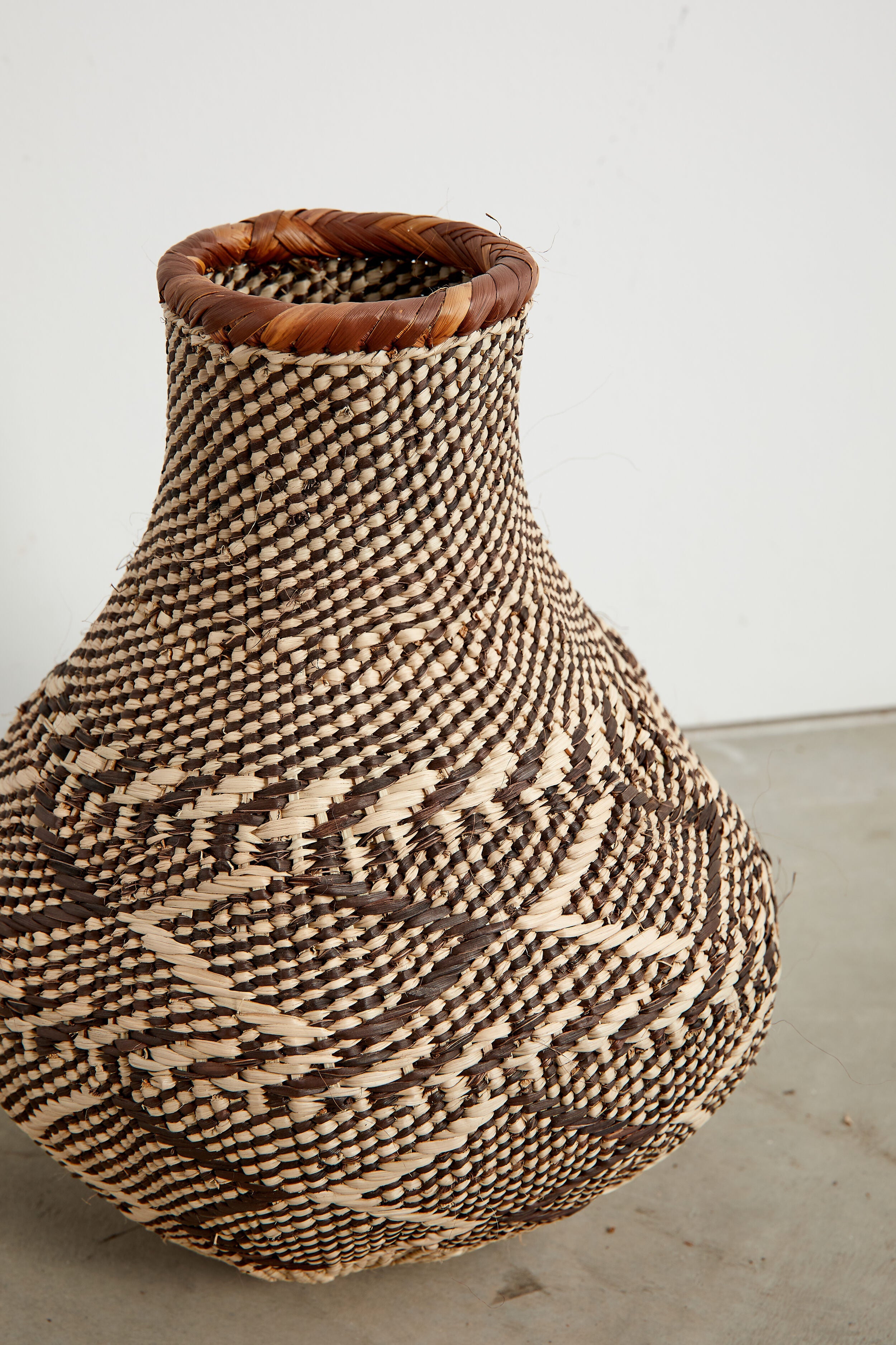 Patterned Binga Nongo Gourd Woven Basket-12
