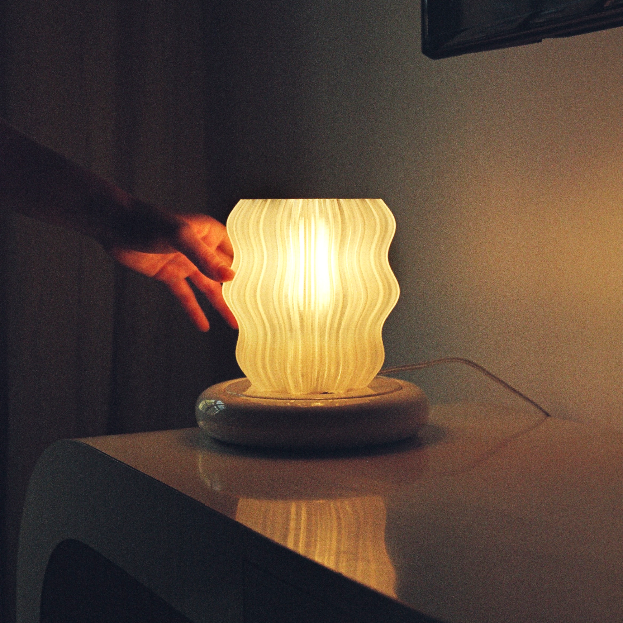 Mini Wavy Lamp-8