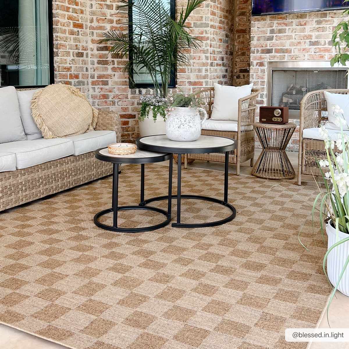 Kuval Checkered Brown Rug-2