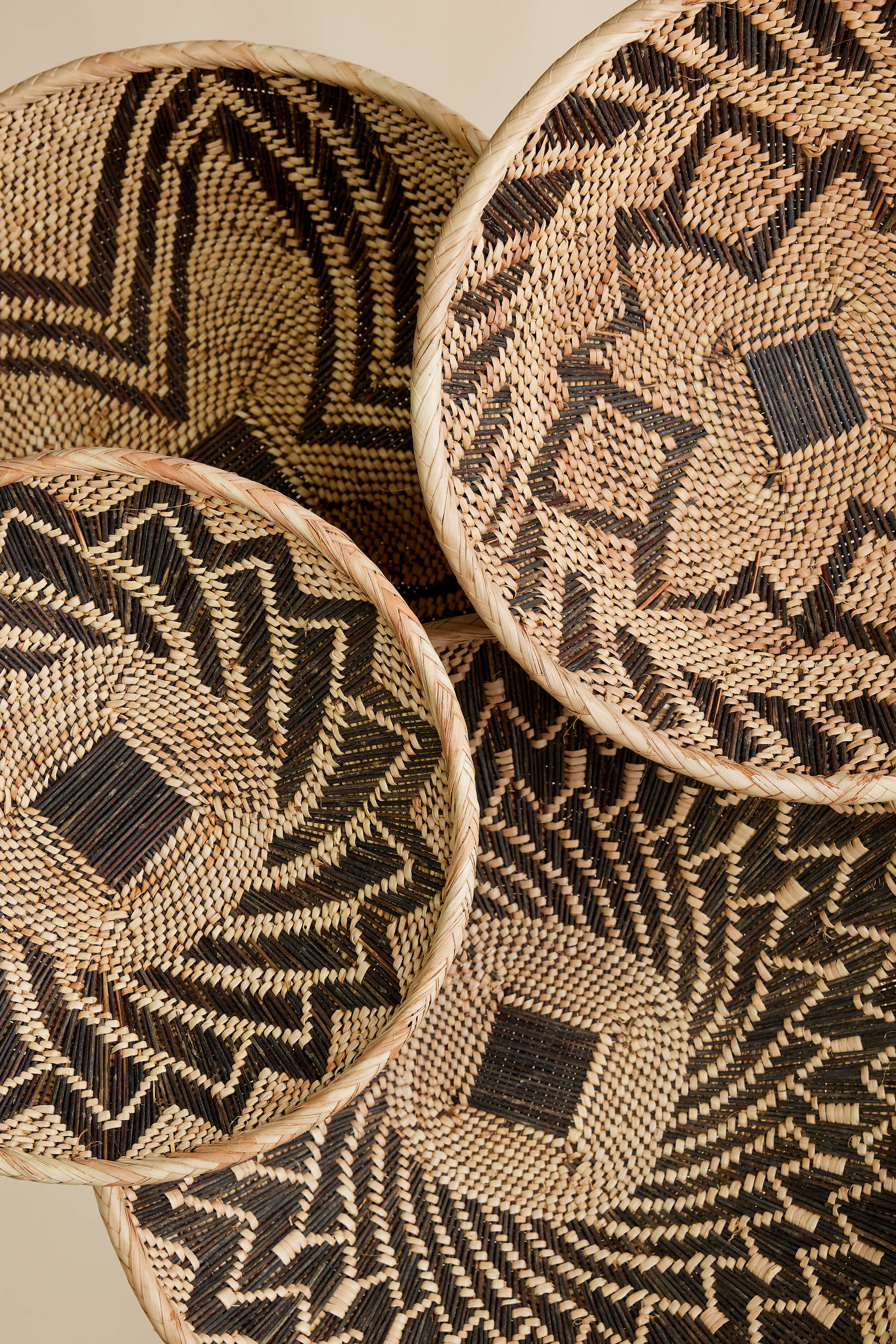 Munyumbwe Winnowing Wall Basket-2
