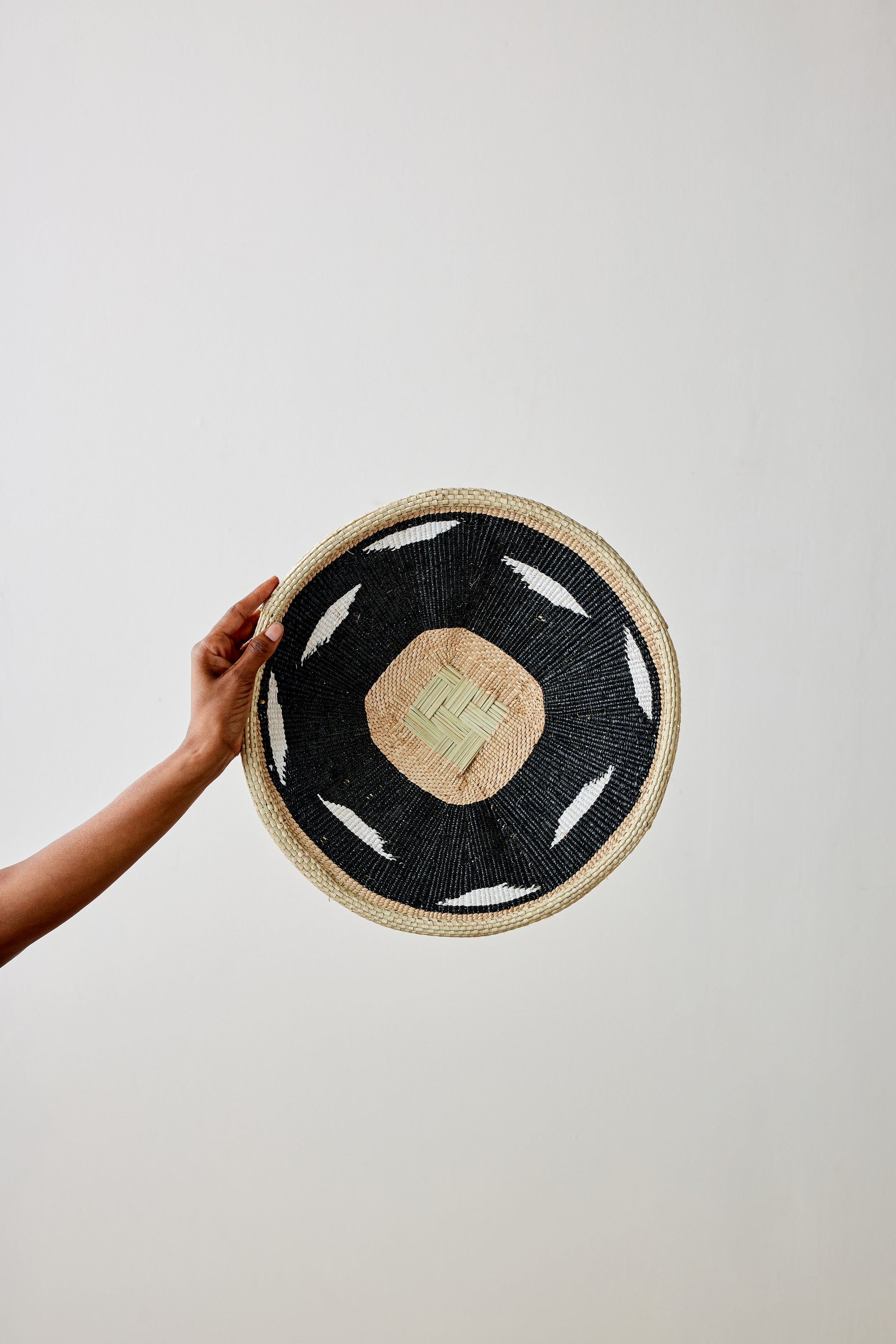 Nolyia Black Flat Basket-4