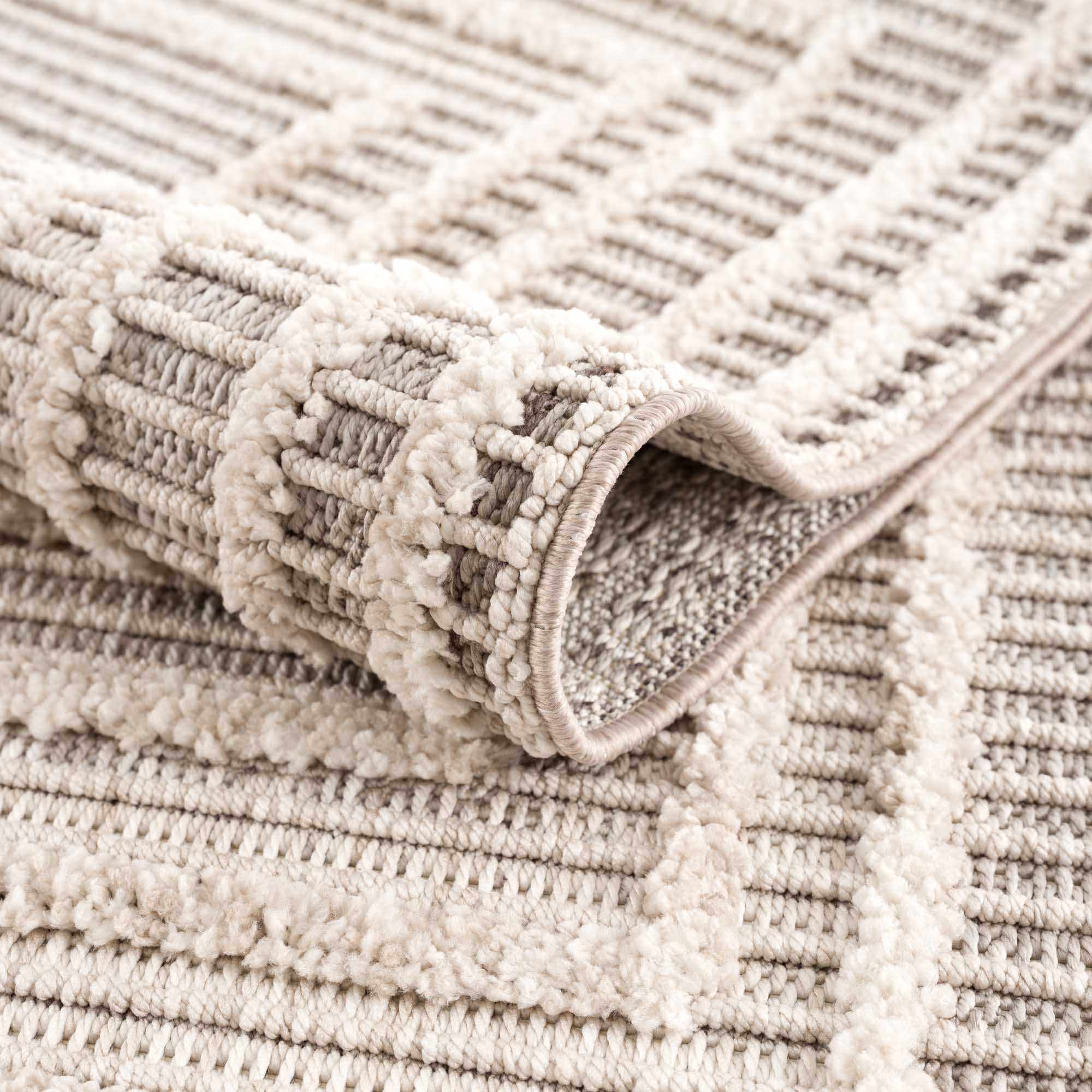 Lunao Area Rug-9