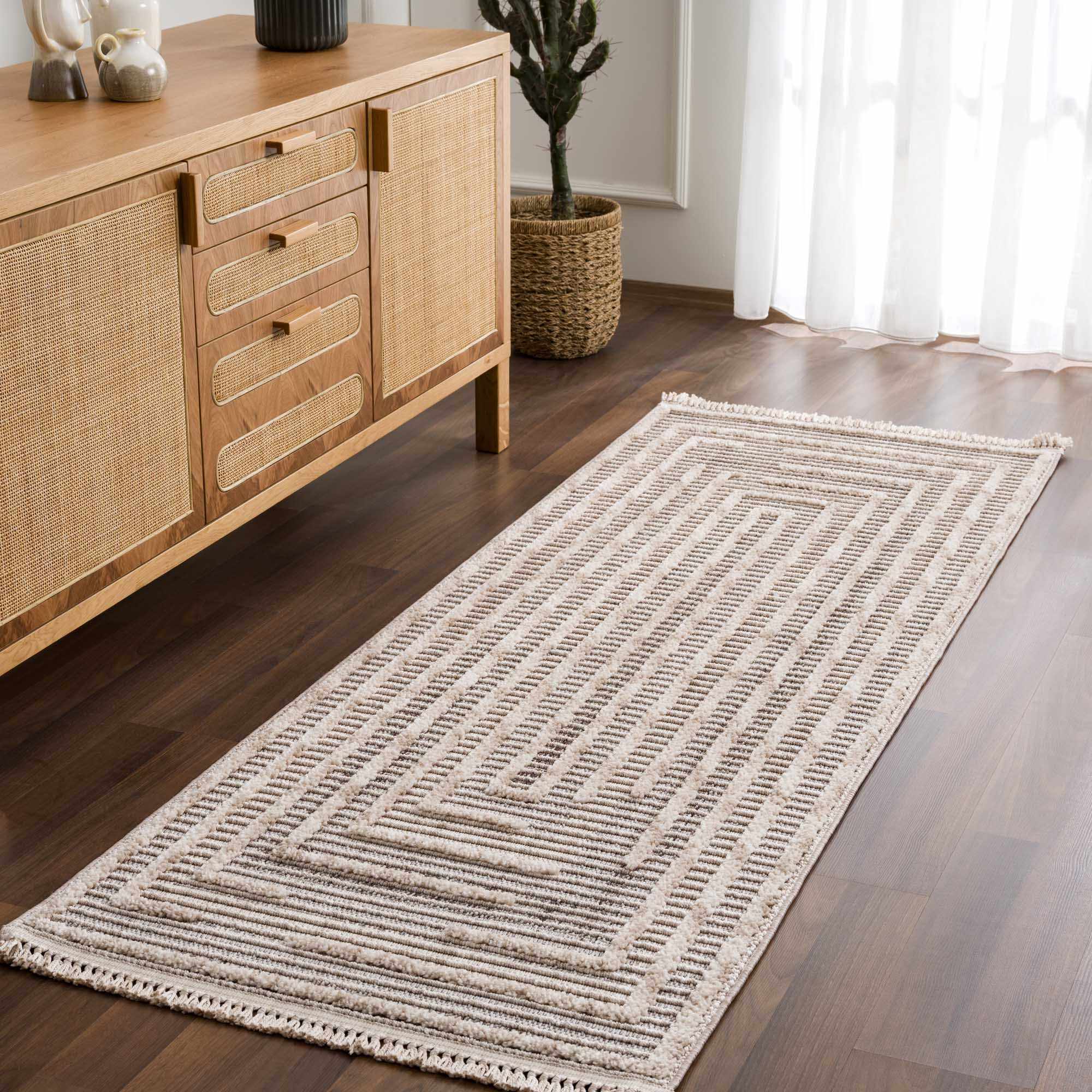 Lunao Area Rug-7