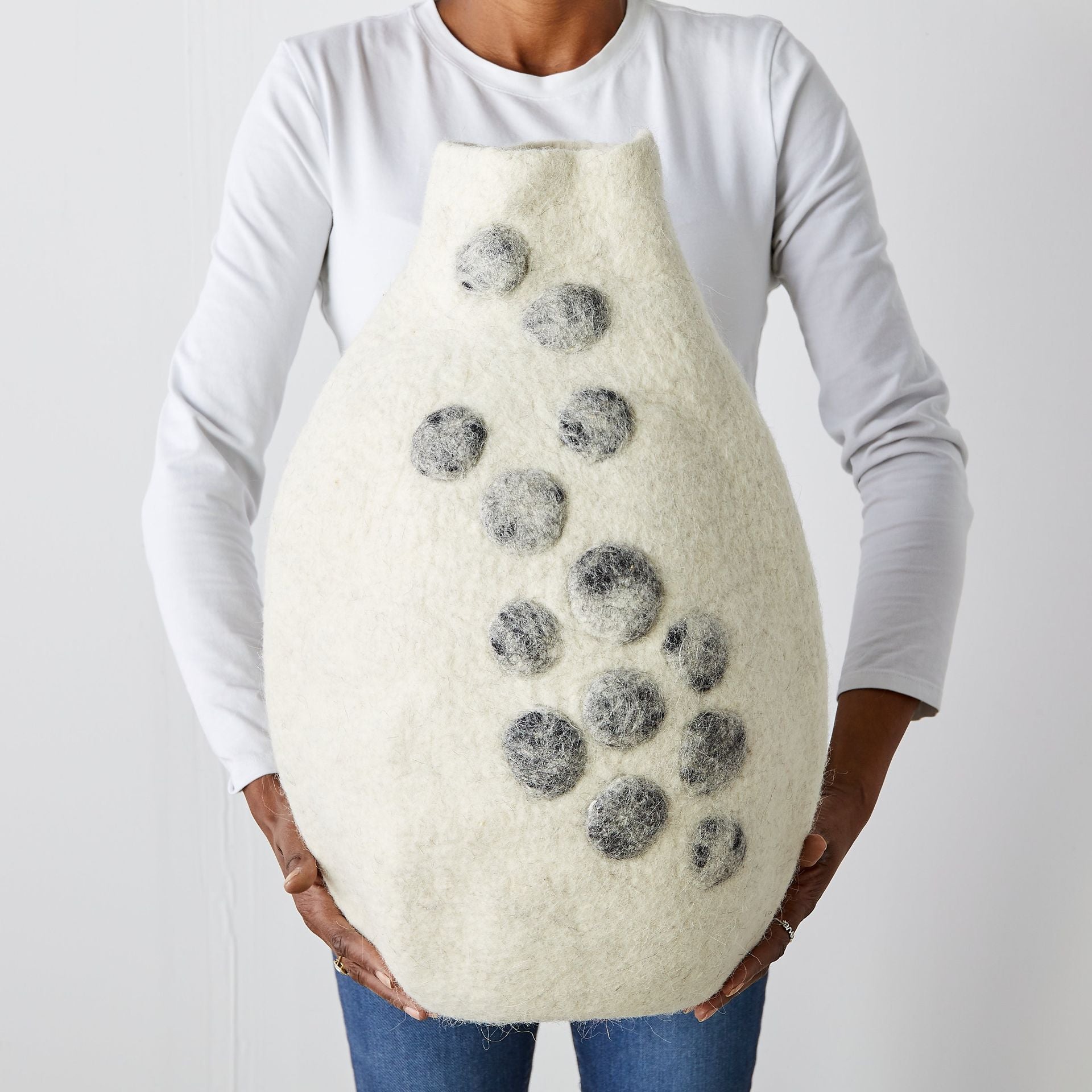 Pebble Hand-Felted Wool Gourd Basket-4